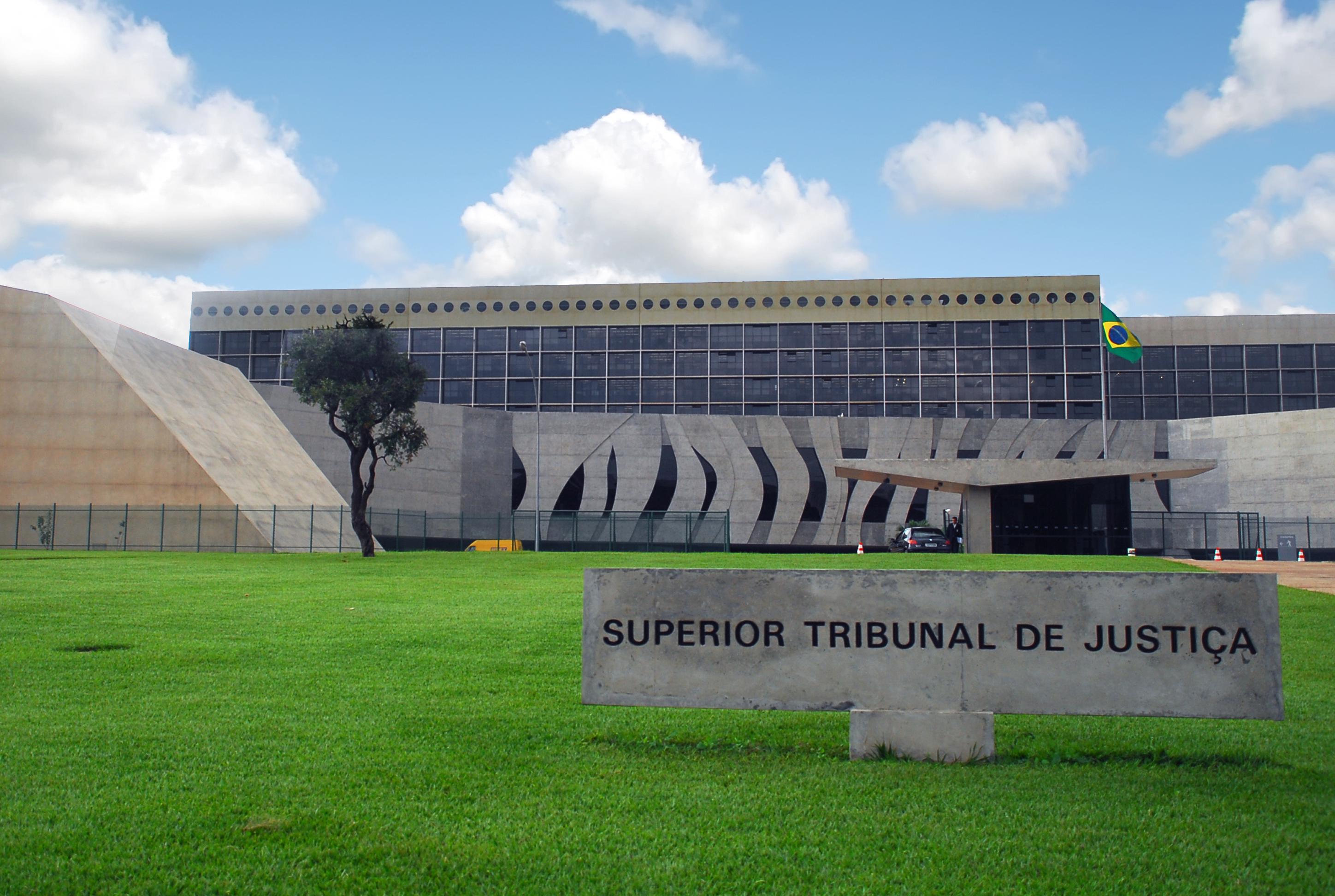 A revelia está prevista - Tribunal de Justiça de São Paulo