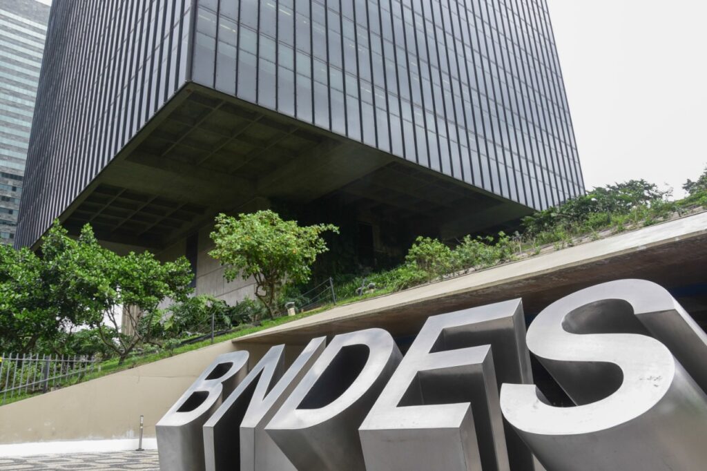 benefícios do concurso BNDES